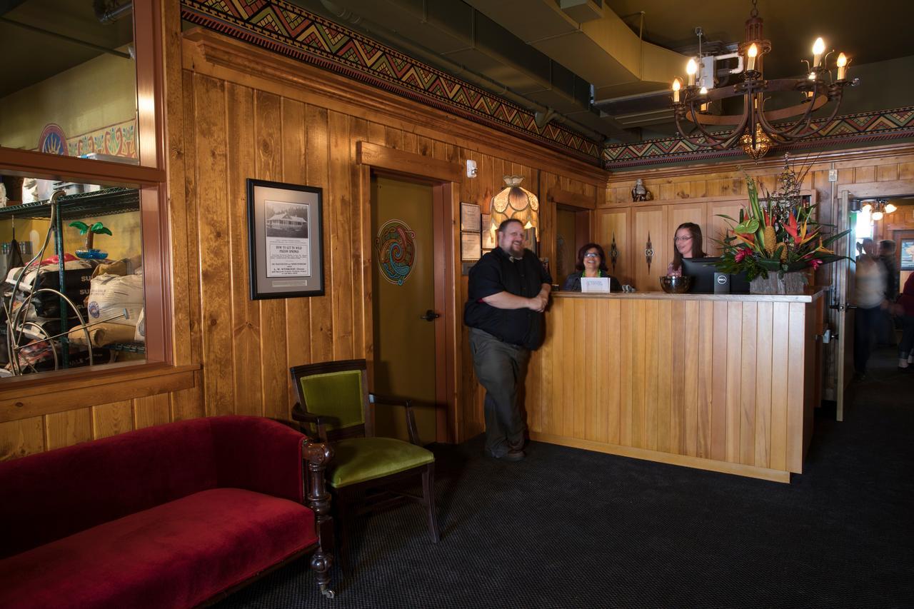 Mcmenamins Harbor Hotel Kalama